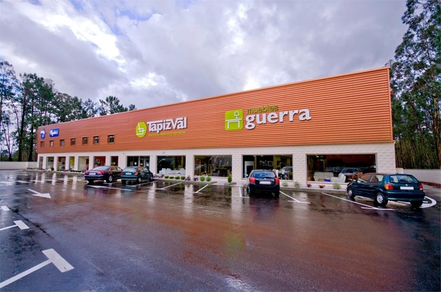 Venta de muebles y tapizados en A Mariña Lucense